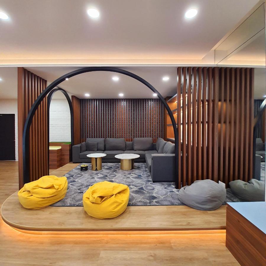 The Glass Homestay Putrajaya Extérieur photo