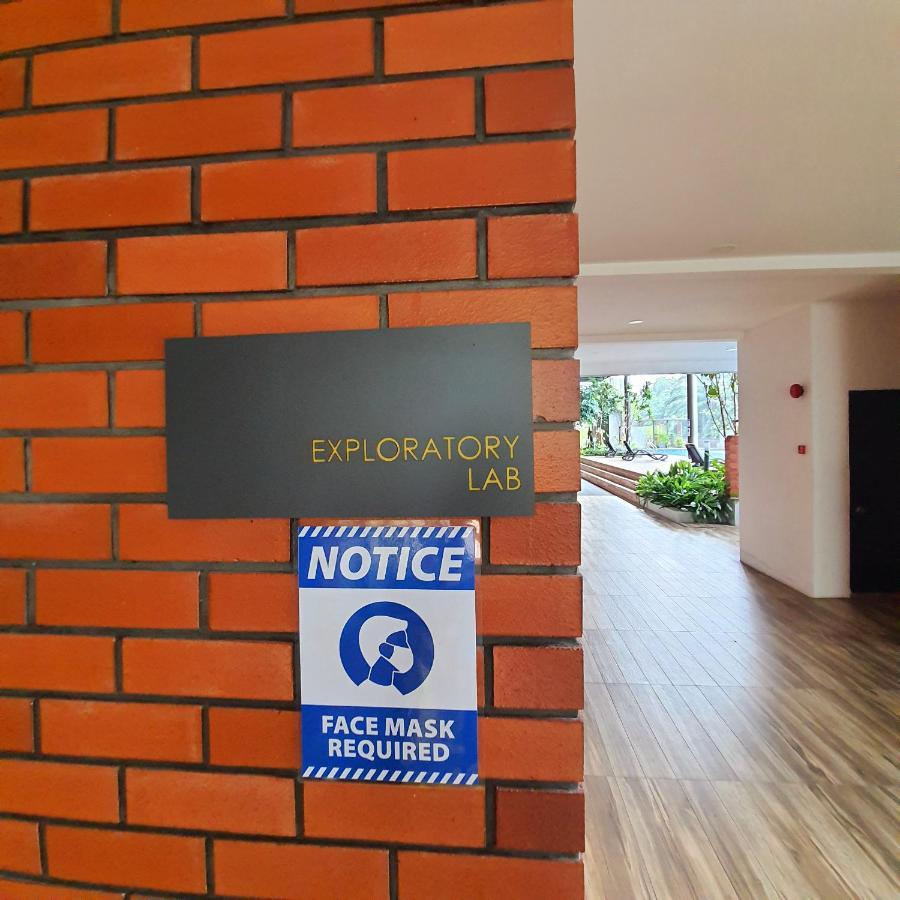 The Glass Homestay Putrajaya Extérieur photo