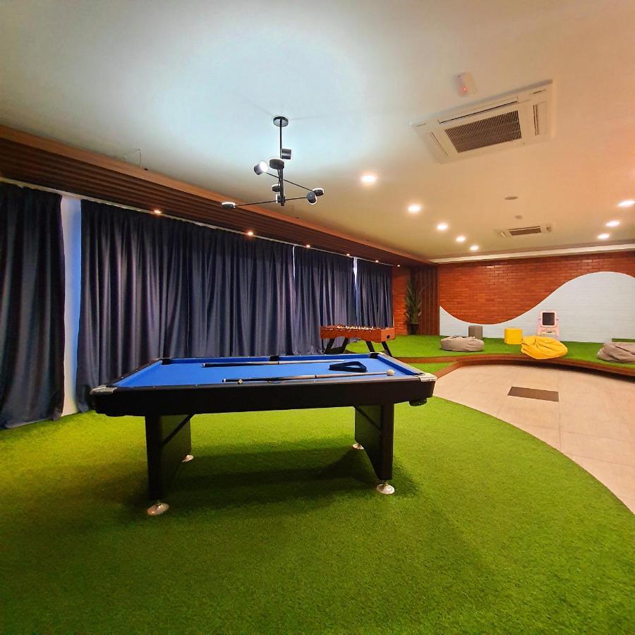 The Glass Homestay Putrajaya Extérieur photo