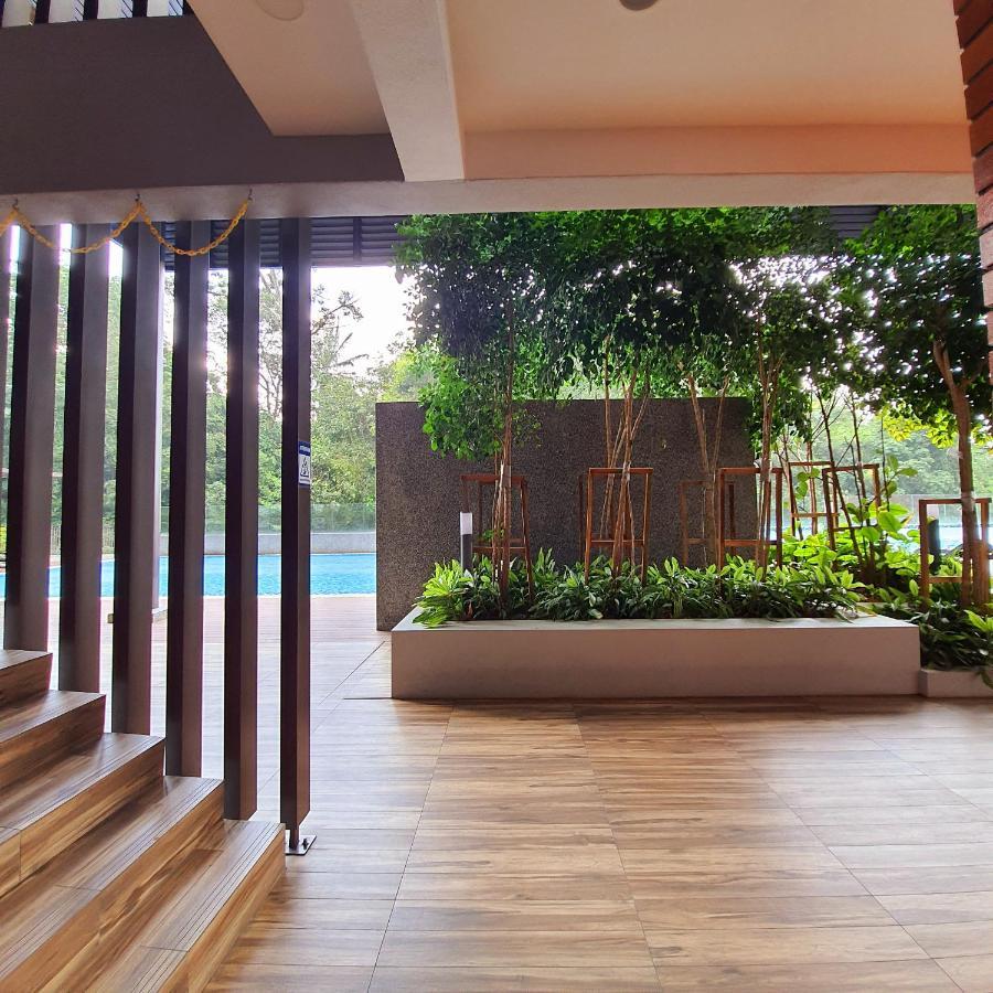 The Glass Homestay Putrajaya Extérieur photo