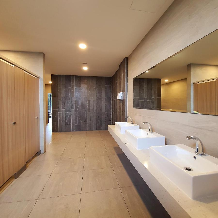 The Glass Homestay Putrajaya Extérieur photo