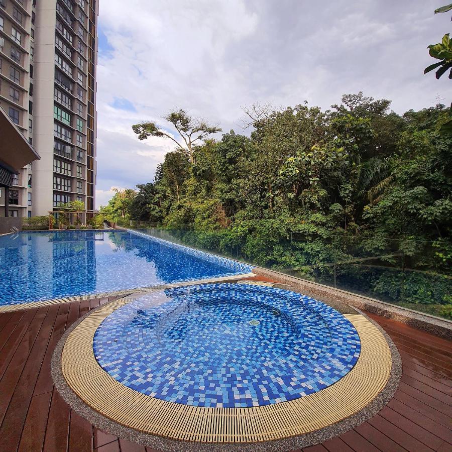 The Glass Homestay Putrajaya Extérieur photo